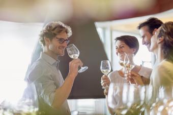 How to Cleanse Your Palate During Wine Tasting (and Why You Should)