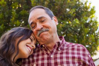 50 Emotional Father's Day Messages to Bring Love & Laughter