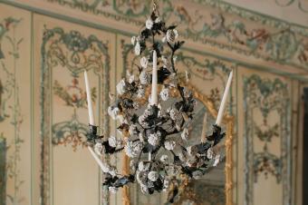Why Hand-Painted Tole Chandeliers Are Timeless Masterpieces