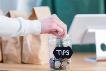 15 Guidelines for When to Tip in Today's World